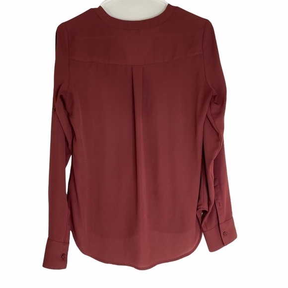 EXPRESS Dusty Rose Popover Tab Sleeve Blouse - Picture 2 of 4